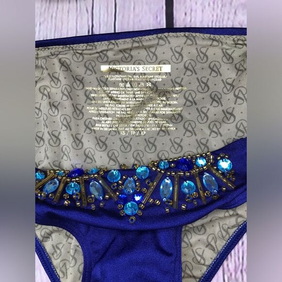 Victoria’s Secret Jeweled Bombshell Miraculous Add-2 Cups Swim Bikini Set 32A/XS - Picture 7 of 13